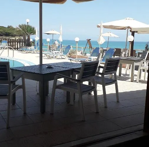 Socrates Hotell 3*